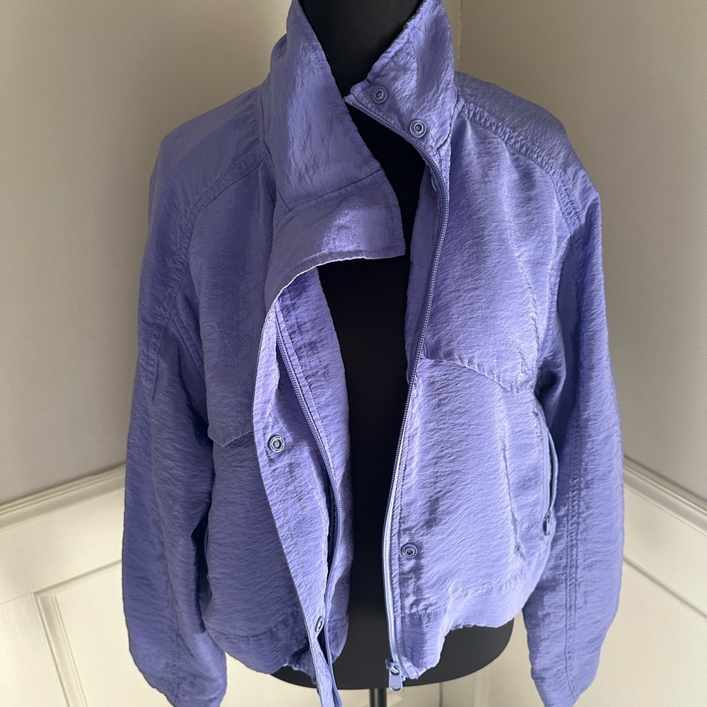 Athleta jacket, size small